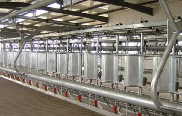 果洛钢结构 vs 传统结构:一场关于强度与速度的全面胜出!